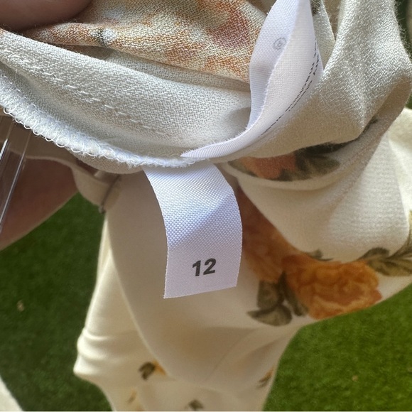 Reformation Emersyn dress - Picture 4 of 5